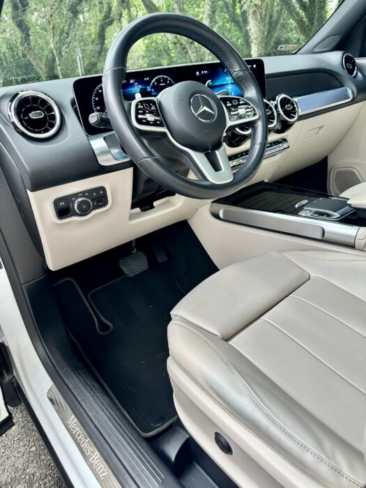 MERCEDES-BENZ GLB 200 2020 completo