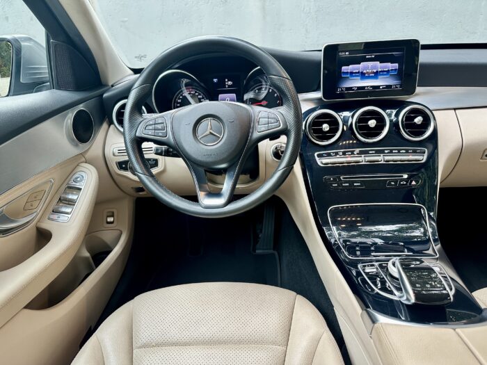 MERCEDES-BENZ C180 2015 completo