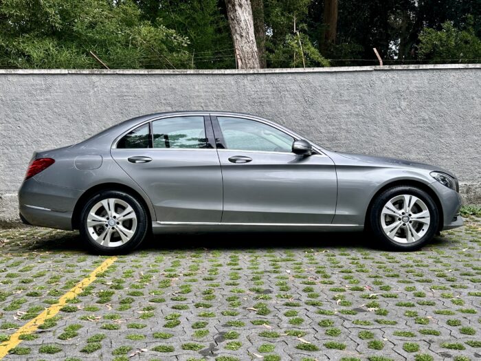 MERCEDES-BENZ C180 2015 completo
