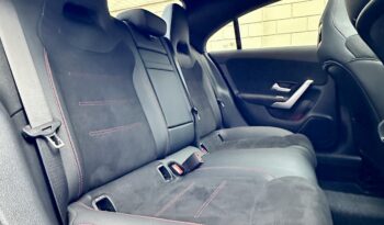 MERCEDES-BENZ CLA 200 2024 completo