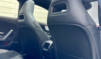 MERCEDES-BENZ CLA 200 2024 completo