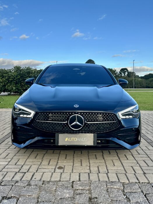 MERCEDES-BENZ CLA 200 2024 completo