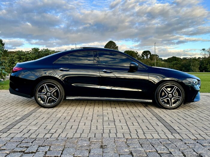 MERCEDES-BENZ CLA 200 2024 completo