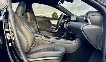 MERCEDES-BENZ CLA 200 2024 completo