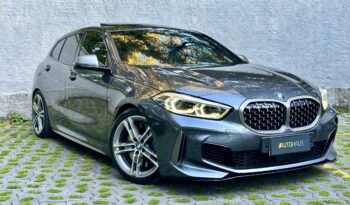 BMW M135 2021 completo