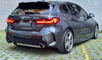 BMW M135 2021 completo