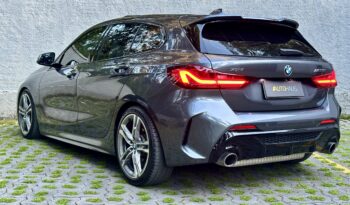BMW M135 2021 completo